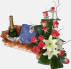Deliver 12 or20 roses with lilies, chocs,  sparkling wine in Montague Gardens, South Africa 