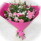 Deliver a bunch of roses in shades of pink in gift wrap - Click to enlarge