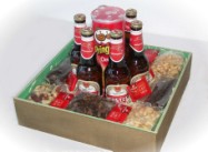 Deliver Beer, Pringles, chocs, biltong, dry wors and nuts in a presentation box - click to enlarge